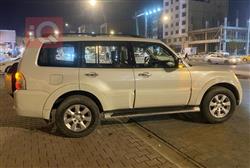 ميتسوبيشي باجيرو